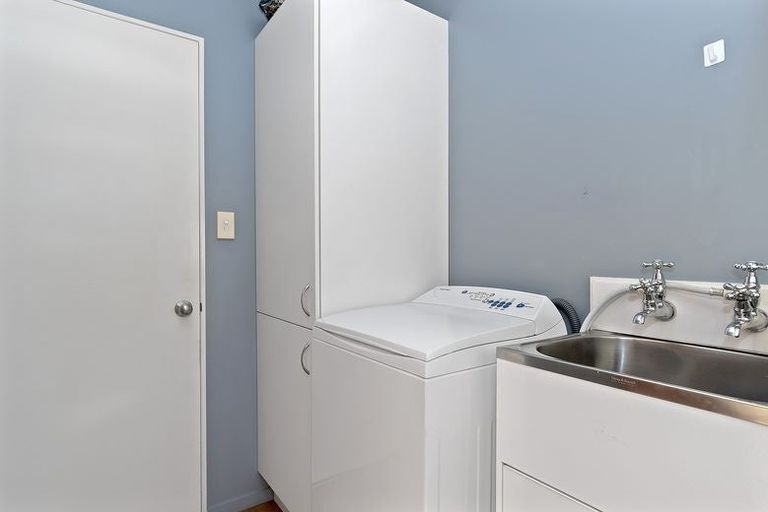 Photo of property in 205 Waitaha Road, Welcome Bay, Tauranga, 3112