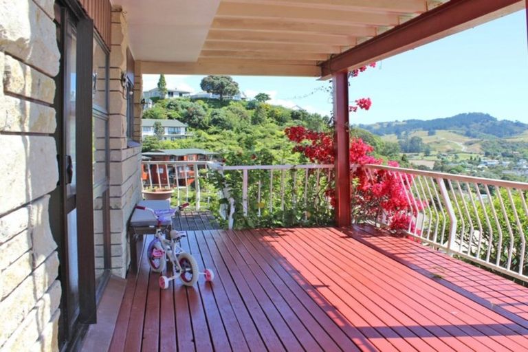 Photo of property in 10 Pine Grove, Tairua, 3508
