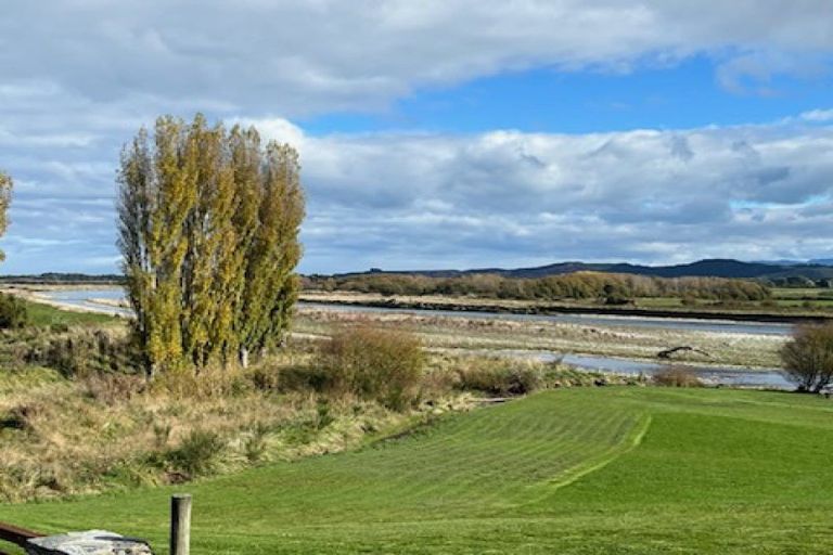 Photo of property in 23 Sneyd Street, Tuatapere, 9620