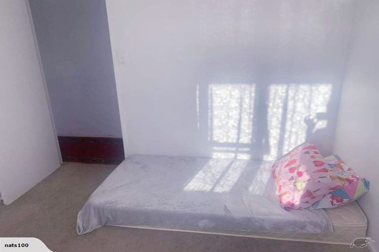 Photo of property in 75 Maplesden Drive, Clendon Park, Auckland, 2103