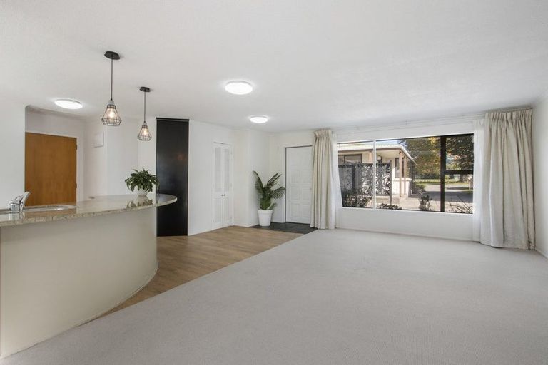 Photo of property in 15 Crossley Street, Katikati, 3129