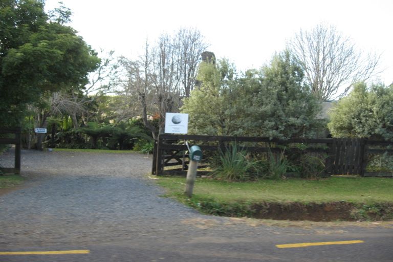 Photo of property in 36 Riverview Road, Kerikeri, 0230