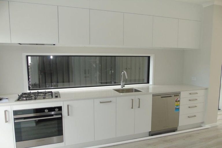 Photo of property in 35 Doug Jensen Street, Wallaceville, Upper Hutt, 5018