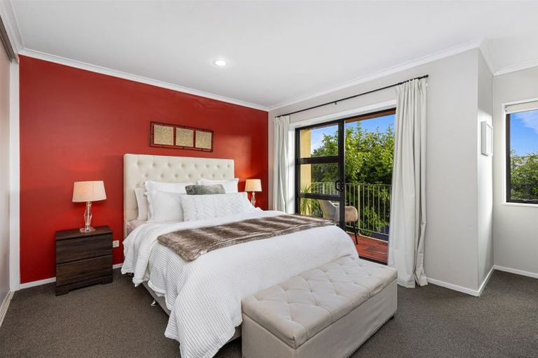 Photo of property in 11/17 Harbour View Road, Te Atatu Peninsula, Auckland, 0610