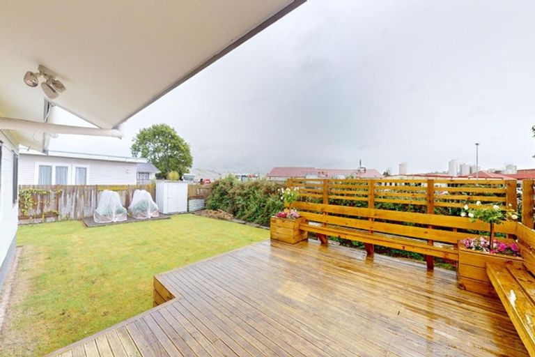 Photo of property in 8a Ngaire Street, Longburn, Palmerston North, 4412