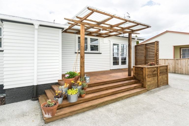 Photo of property in 34 Taylor Avenue, Feilding, 4702