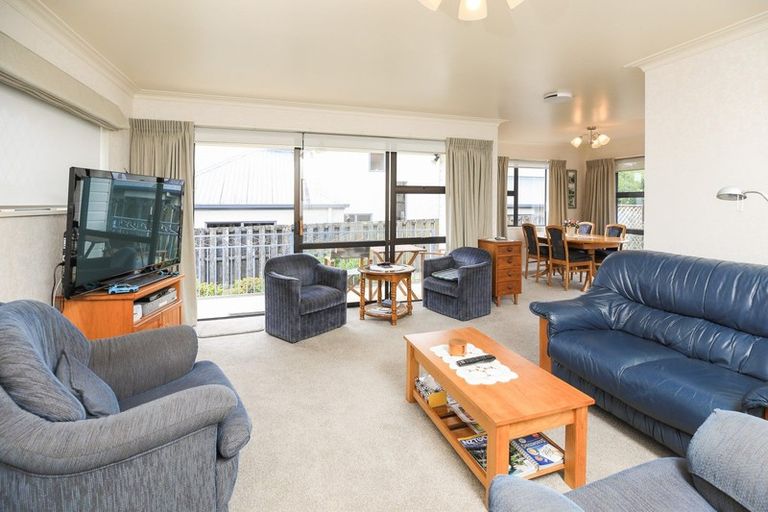 Photo of property in 2/100 Beerescourt Road, Beerescourt, Hamilton, 3200