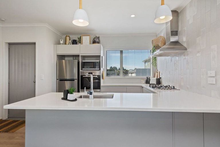 Photo of property in 8 Springside Court, Huntington, Hamilton, 3210