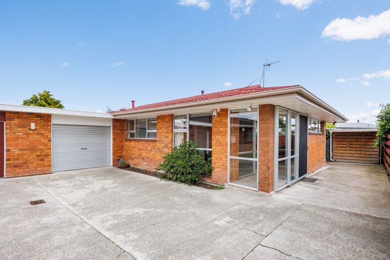 Photo of property in 29b Raglan Avenue, Cloverlea, Palmerston North, 4412