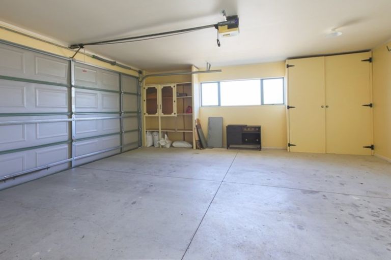 Photo of property in 36 Domain Road, Waipawa, 4210