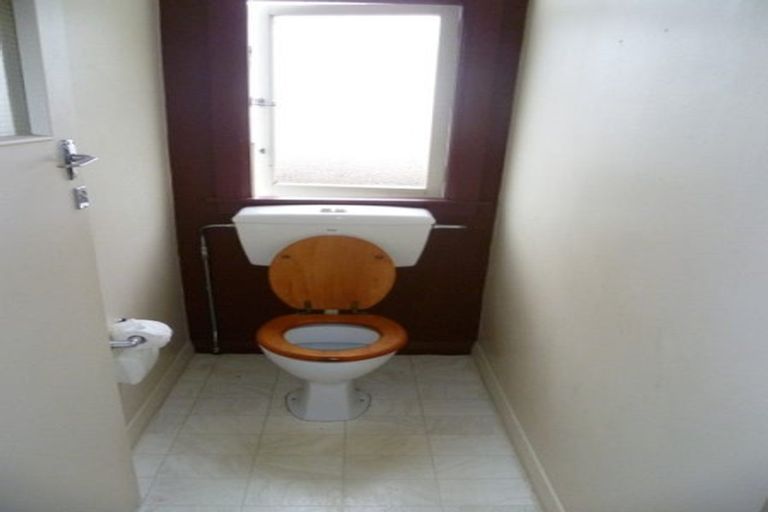 Photo of property in 27 Ake Ake Avenue, Hokowhitu, Palmerston North, 4410