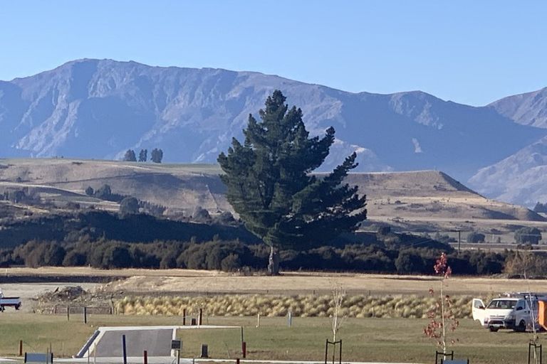 Photo of property in 14 Pounamu Avenue, Greenhithe, Auckland, 0632