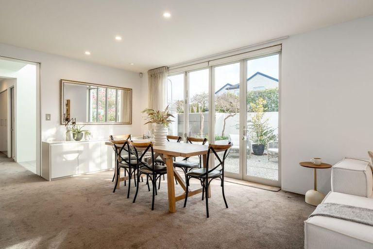 Photo of property in 14 Stirling Street, Merivale, Christchurch, 8014