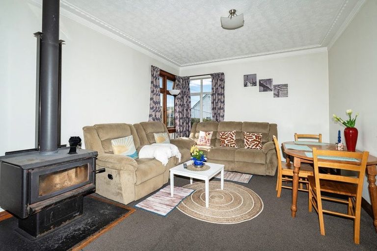 Photo of property in 9 Ossian Street, Milton, 9220