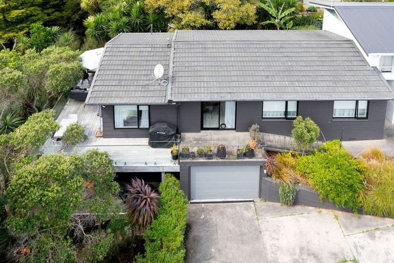Photo of property in 2/47 Drake Street, Howick, Auckland, 2014