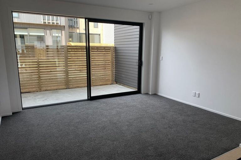 Photo of property in 16 Houhere Street, Paraparaumu, 5032