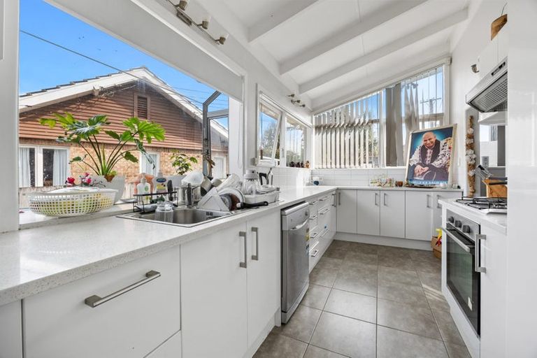 Photo of property in 49 Milan Road, Papatoetoe, Auckland, 2025