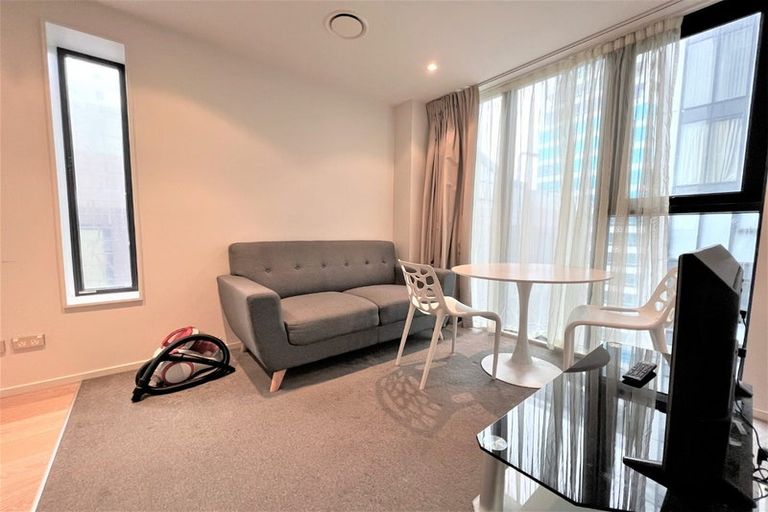 Photo of property in 471 Great South Road, Penrose, Auckland, 1061