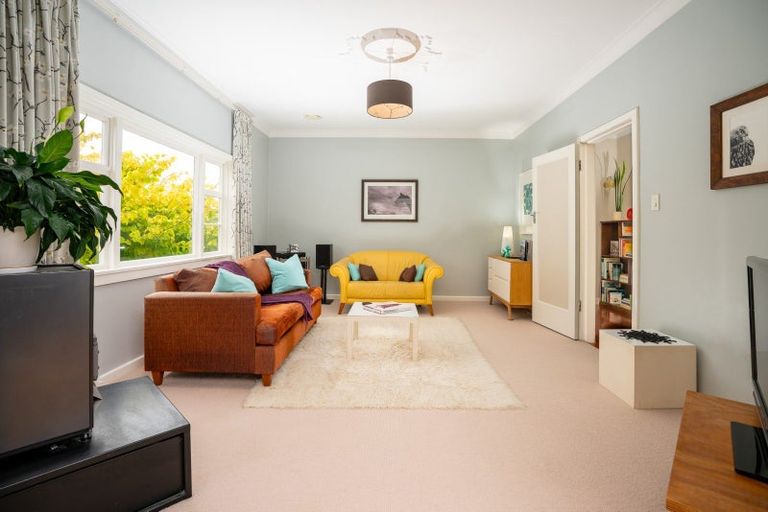 Photo of property in 111a Karori Road, Karori, Wellington, 6012