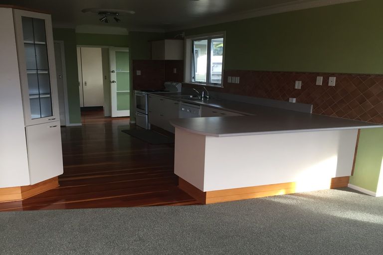 Photo of property in 27 Fuchsia Avenue, Pukete, Hamilton, 3200