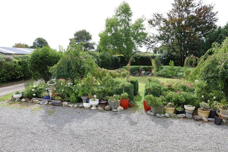 Photo of property in 4 Armstrong Avenue, Carterton, 5713