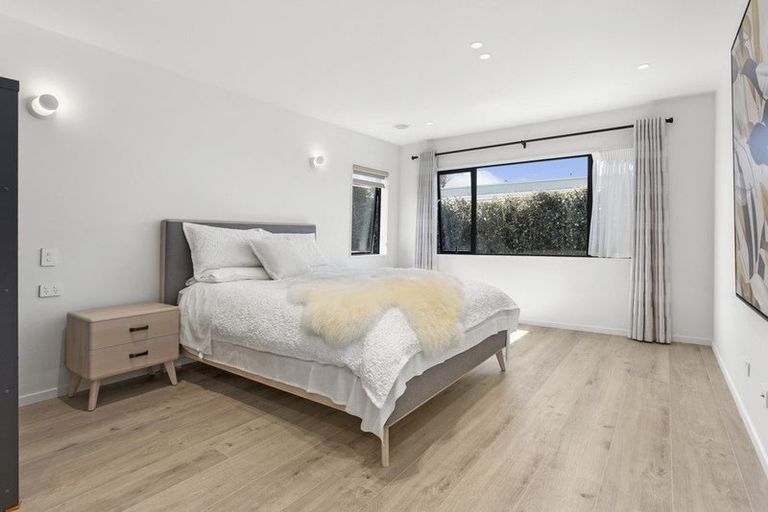 Photo of property in 9a Wolsley Avenue, Milford, Auckland, 0620