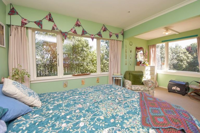 Photo of property in 22 Diamond Street, Carterton, 5713