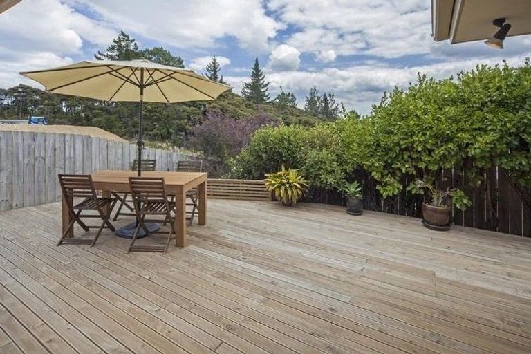 Photo of property in 27 Carol Lee Place, Albany Heights, Auckland, 0632