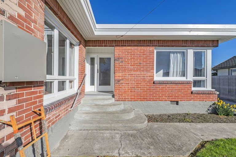 Photo of property in 74b Brynley Street, Hornby, Christchurch, 8042