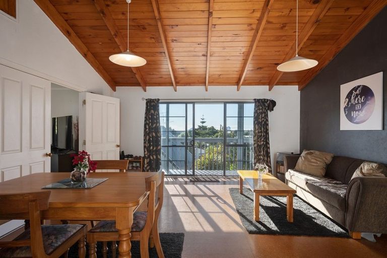 Photo of property in 120 Osprey Drive, Welcome Bay, Tauranga, 3112