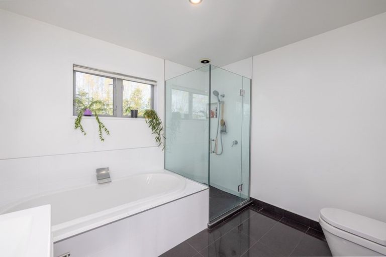 Photo of property in 5 Palmview Drive, Rangiora, 7400