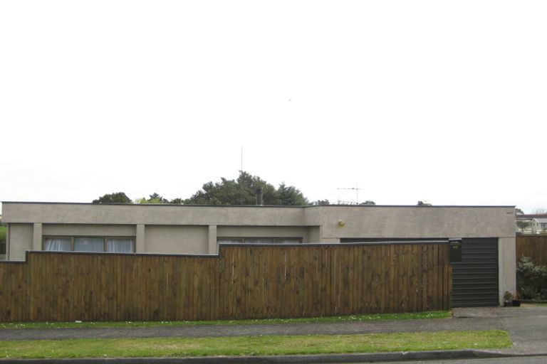 Photo of property in 40 Penrith Street, Westown, New Plymouth, 4310