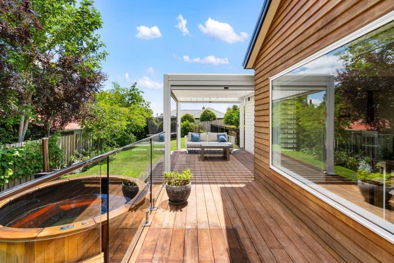 Photo of property in 19b Iona Road, Havelock North, 4130