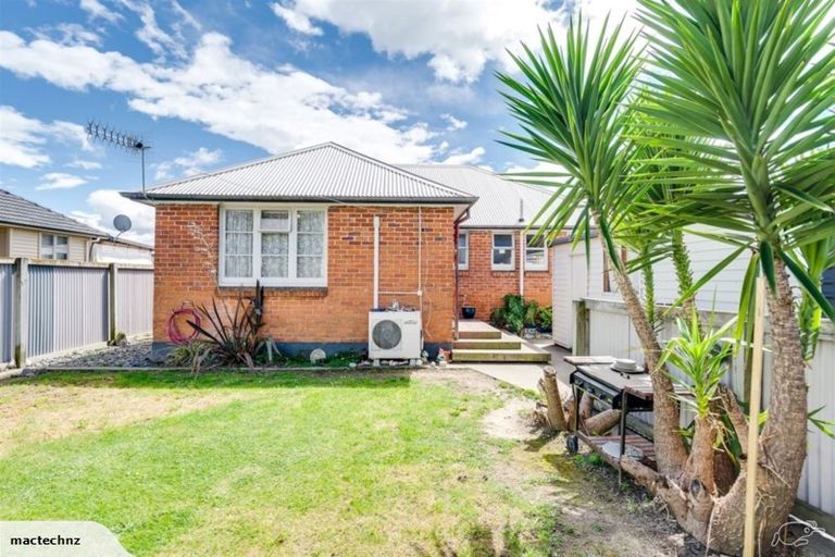 Photo of property in 130 Nuffield Avenue, Marewa, Napier, 4110