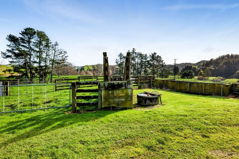 Photo of property in 2625 Ohura Road, Strathmore, Stratford, 4392