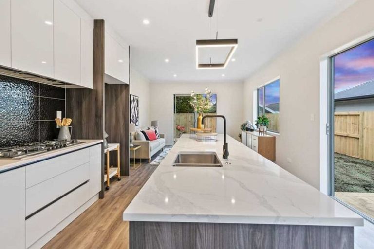 Photo of property in 45 North Ridge Drive, Rototuna North, Hamilton, 3210