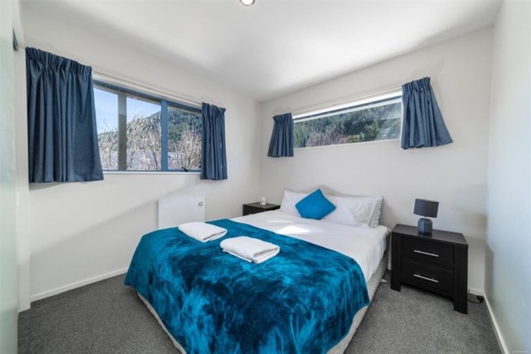 Photo of property in 20b Watts Road, Fernhill, Queenstown, 9300