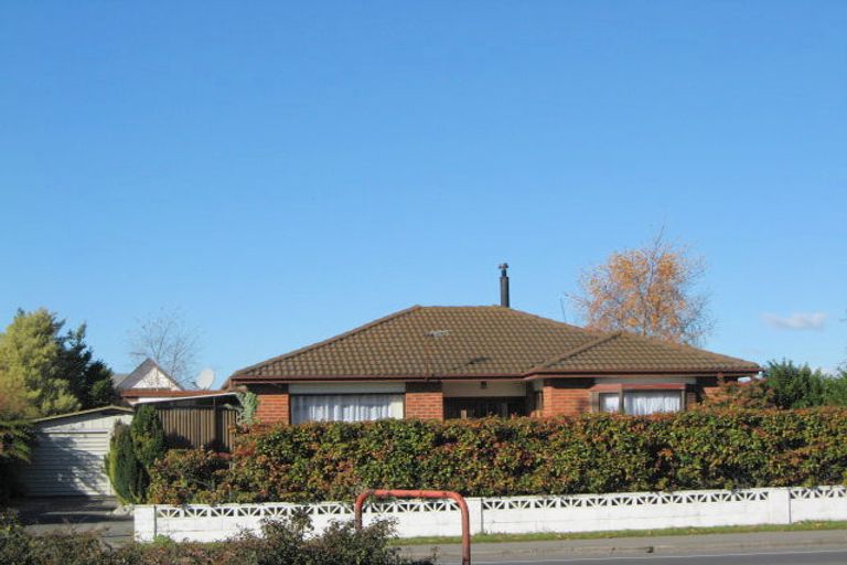 Photo of property in 748 Main North Road, Belfast, Christchurch, 8051