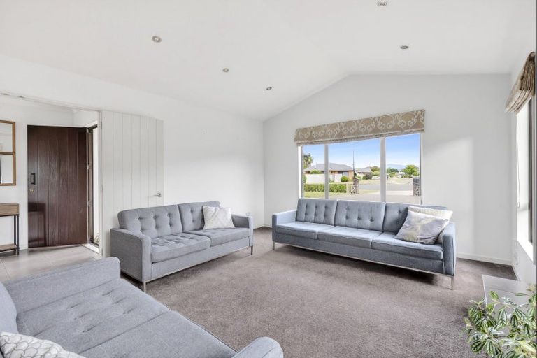 Photo of property in 65 Oaklands Drive, Cambridge, 3434