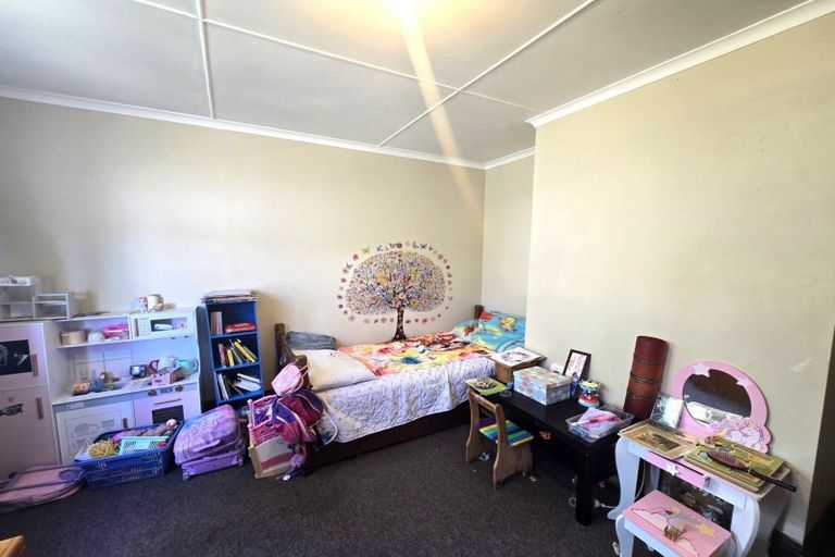 Photo of property in 25 Summerhays Street, Terrace End, Palmerston North, 4410