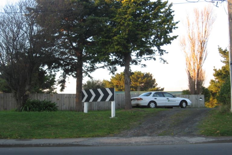 Photo of property in 75 Raumati Road, Raumati Beach, Paraparaumu, 5032