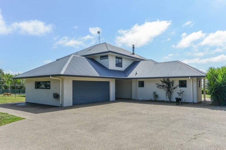 Photo of property in 40 Wheatley Road, Waiohiki, Napier, 4183