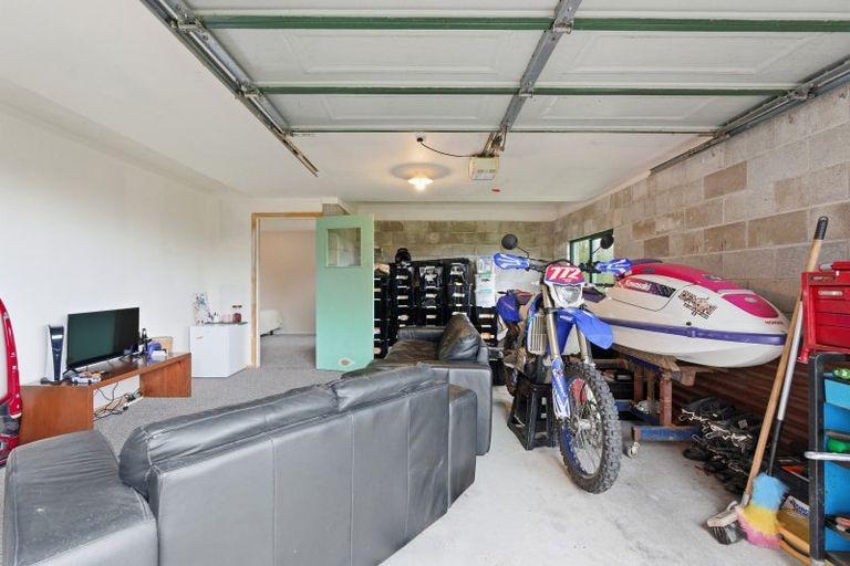 Photo of property in 8 Wairere Road, Bastia Hill, Whanganui, 4500