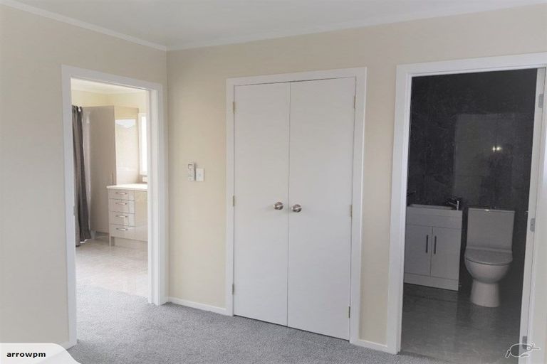 Photo of property in 4 Fitchburg Place, Mangere, Auckland, 2022