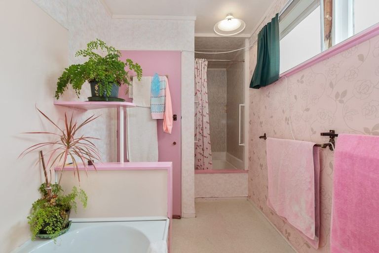 Photo of property in 42 Whitaker Street, Te Aroha, 3320