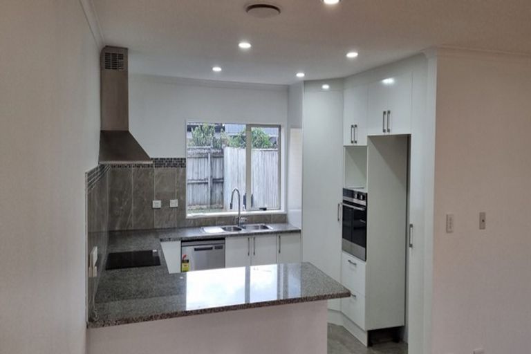 Photo of property in 37 Innisowen Place, Flat Bush, Auckland, 2019