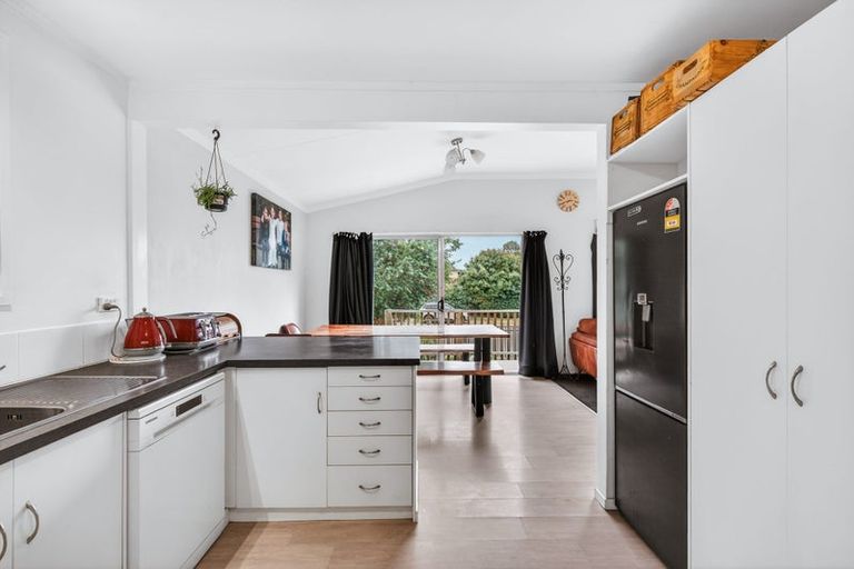 Photo of property in 1/16 Sunset Street, Hilltop, Taupo, 3330