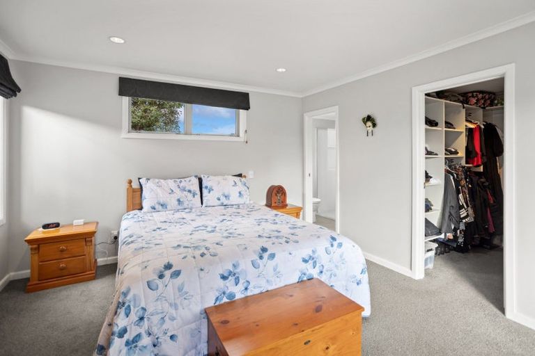 Photo of property in 10 Endeavour Close, Whitianga, 3510
