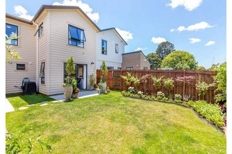 Photo of property in 410 Weymouth Road, Weymouth, Auckland, 2103