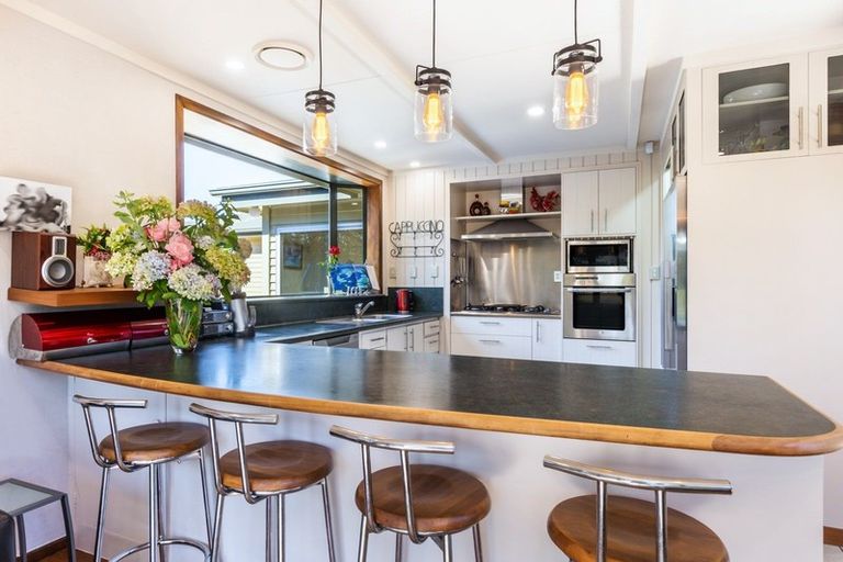 Photo of property in 916 Poihipi Road, Oruanui, Taupo, 3377